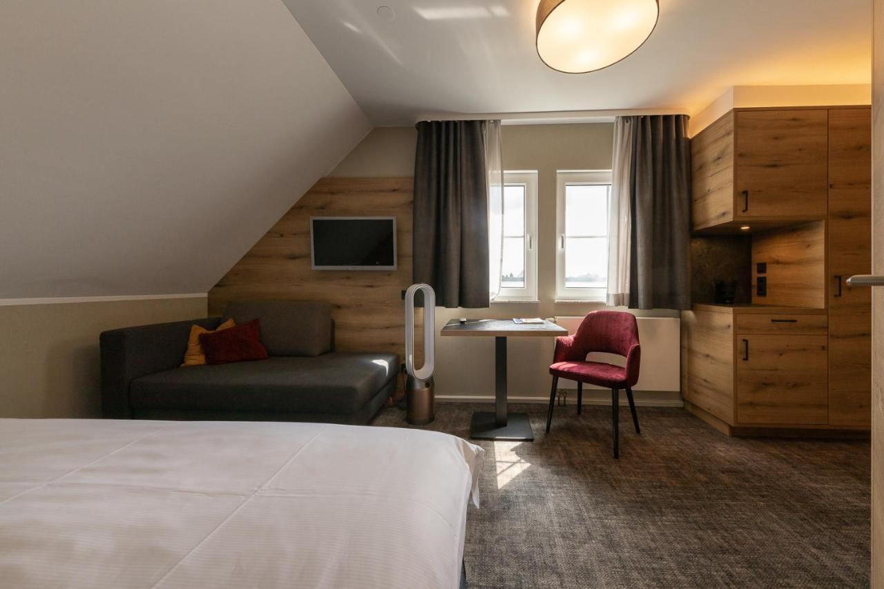 Ringhotel Landhaus Nicolai "Hotel Garni" Ломен Екстер'єр фото