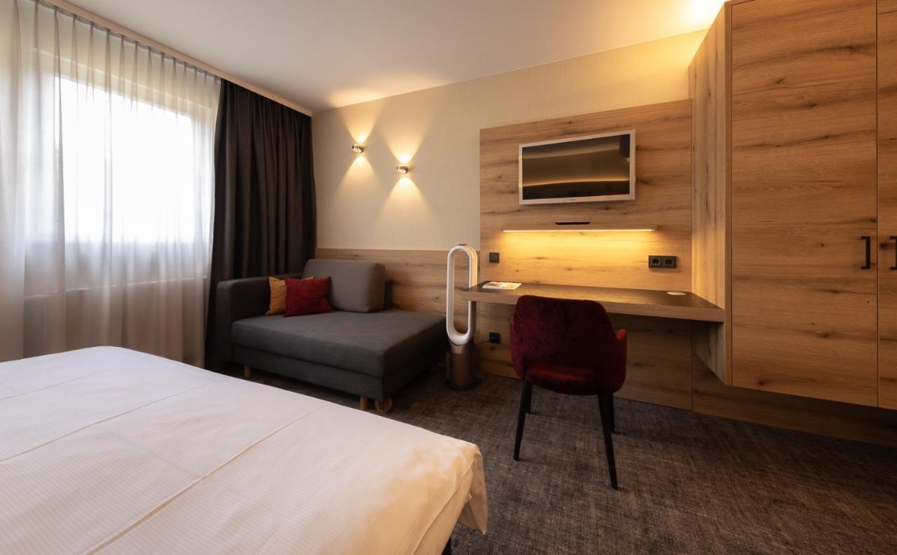 Ringhotel Landhaus Nicolai "Hotel Garni" Ломен Екстер'єр фото
