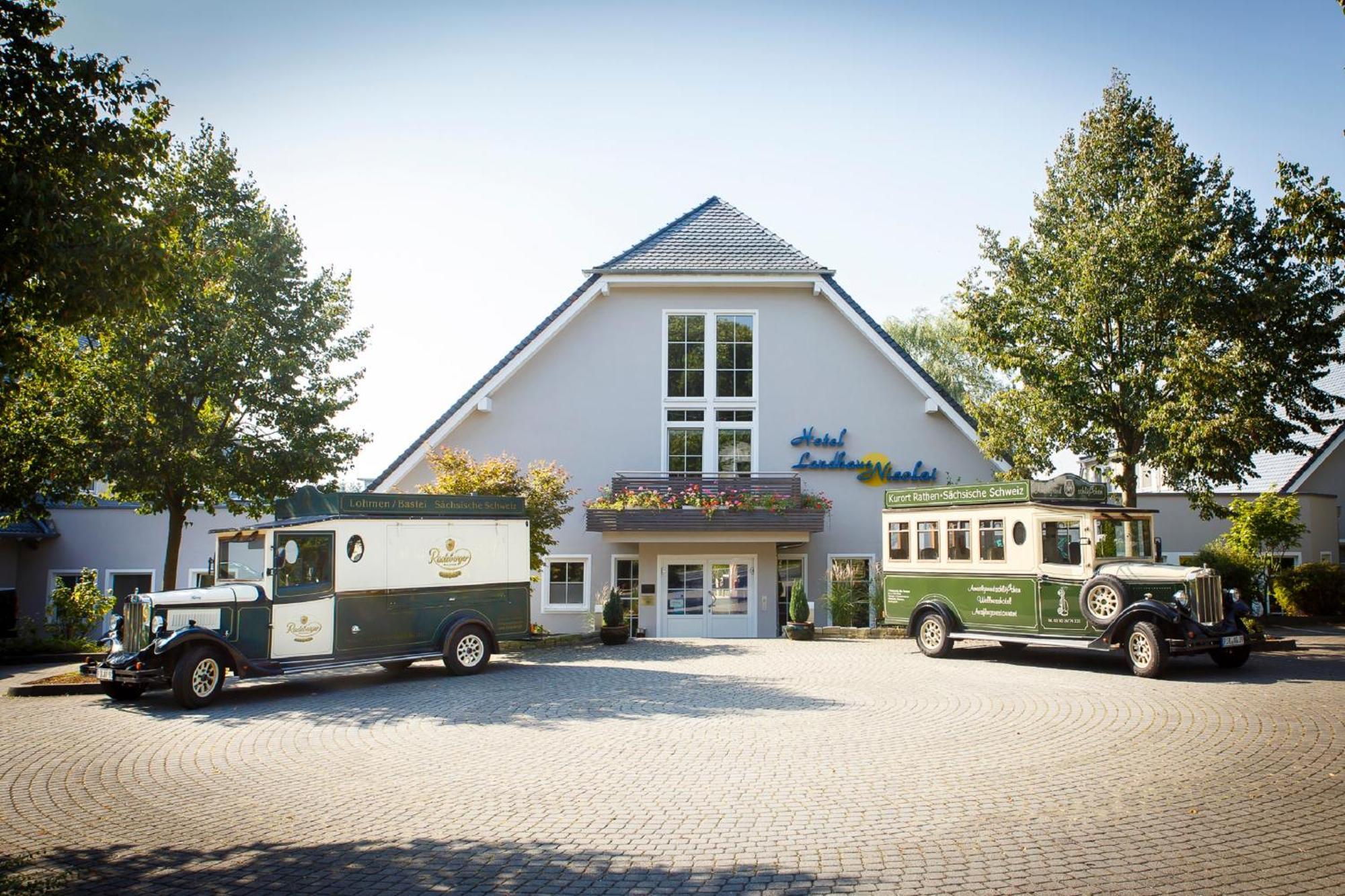Ringhotel Landhaus Nicolai "Hotel Garni" Ломен Екстер'єр фото