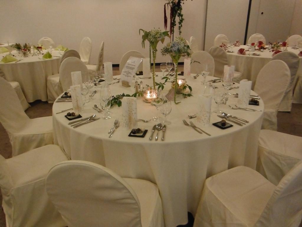 Ringhotel Landhaus Nicolai "Hotel Garni" Ломен Екстер'єр фото