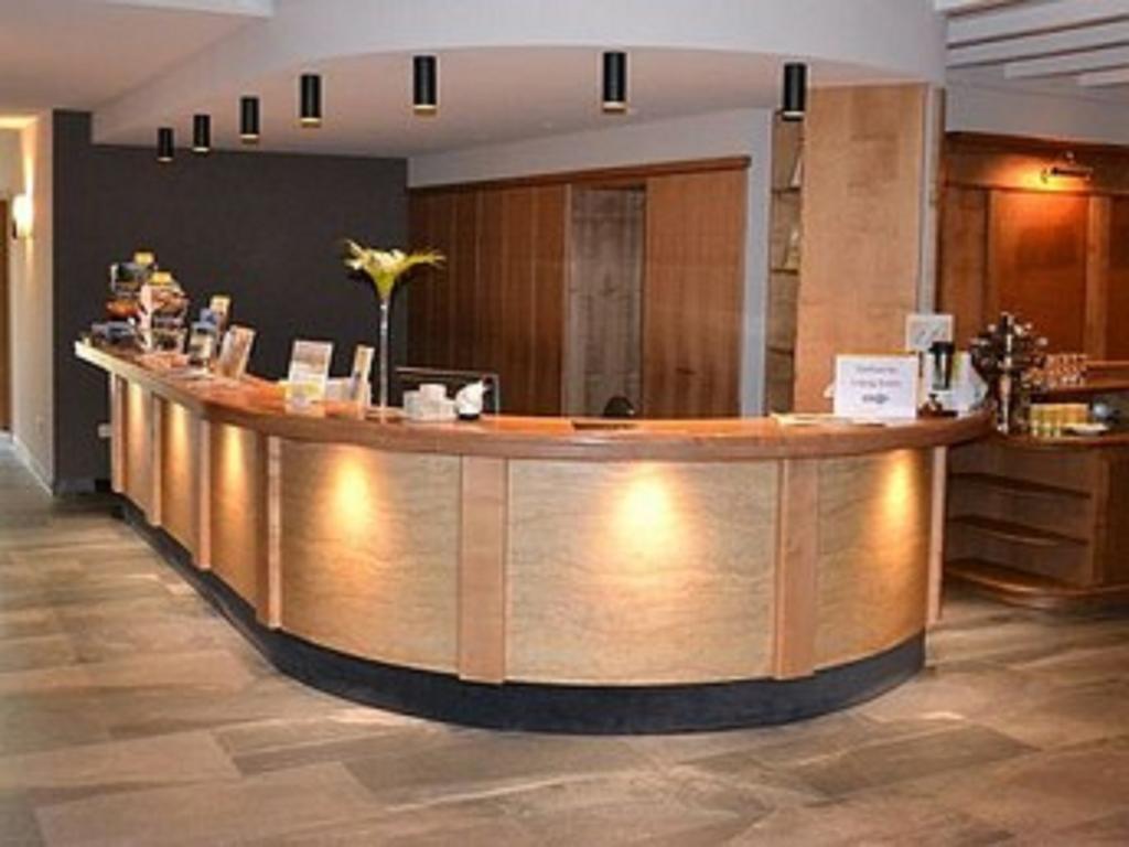 Ringhotel Landhaus Nicolai "Hotel Garni" Ломен Екстер'єр фото