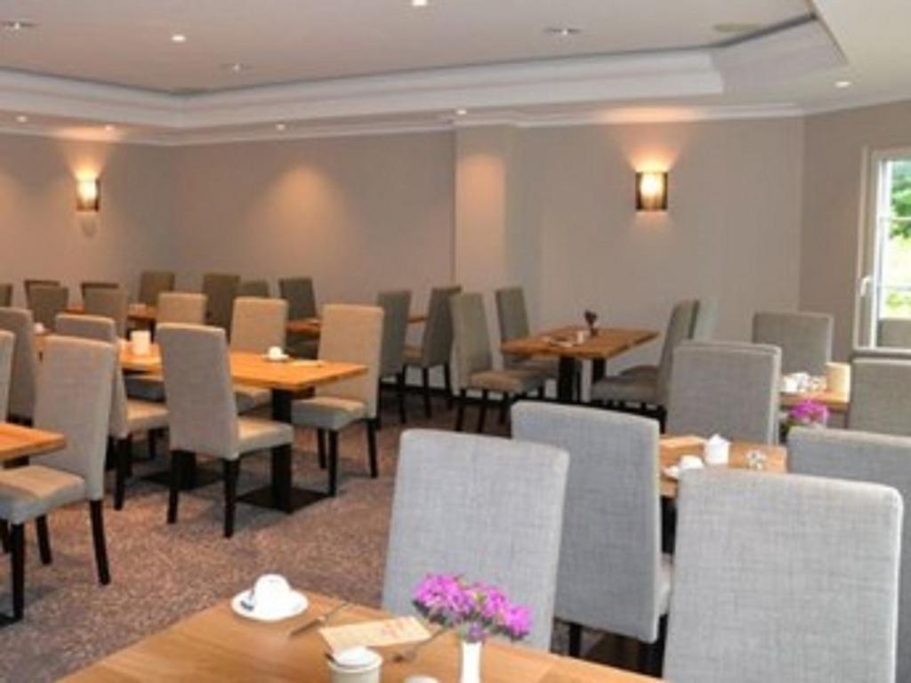 Ringhotel Landhaus Nicolai "Hotel Garni" Ломен Екстер'єр фото